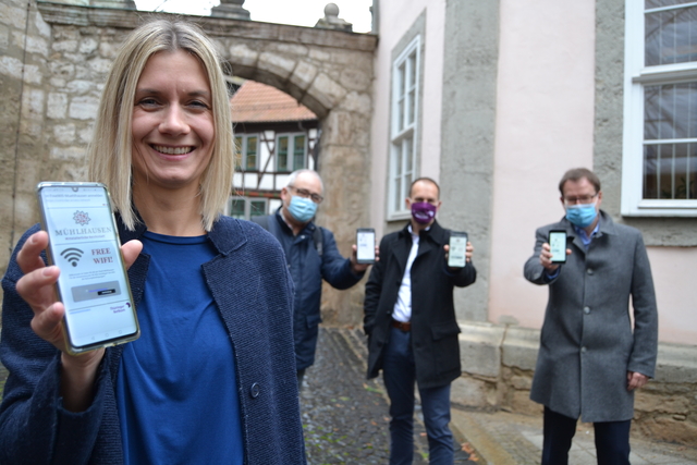 Free Wifi Mühlhausen freigeschaltet Ann Kristin Zabel OB Johannes Bruns Sven Wiedenhöft Frank Wender