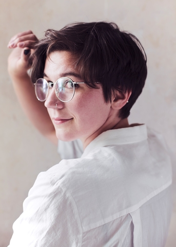 Miku Sophie Kühmel ist Kurd Laßwitz Stipendiatin 2021 Olga Blackbird
