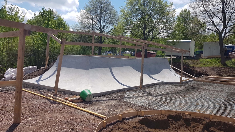 144 2021 Ballspiel und Skateanlage entsteht