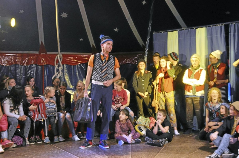 Kinderzirkus Tasifan in Eisenach Katja Schmidberger